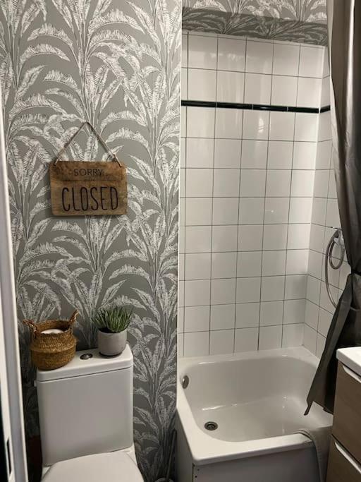 Hsh France Location Disney Land Paris - Suite Nicolas - Appartement De Charme 布西圣乔治 外观 照片