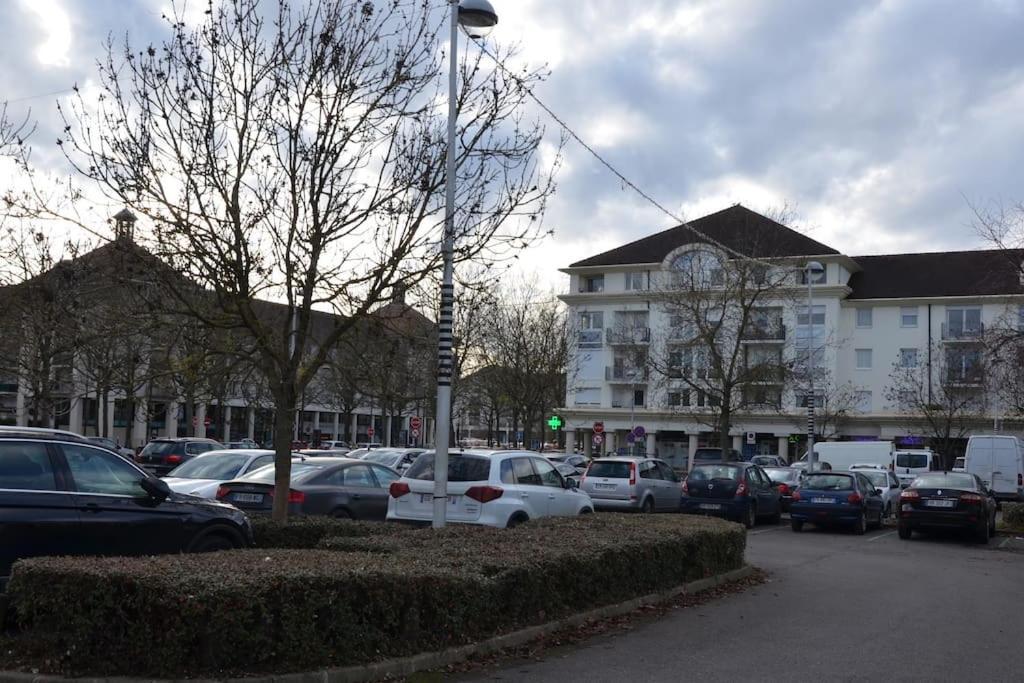 Hsh France Location Disney Land Paris - Suite Nicolas - Appartement De Charme 布西圣乔治 外观 照片